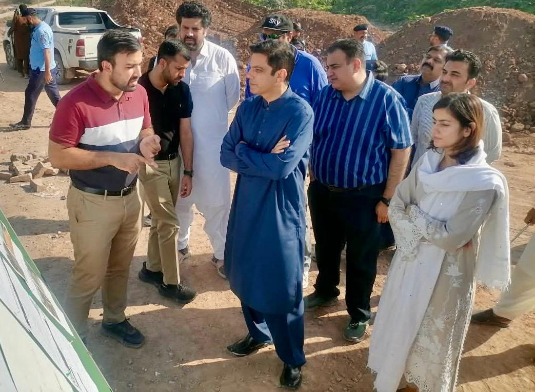 Chairman CDA visits Islamabad Expressway East Project, Directs Completion of Project with Strict Quality Standards