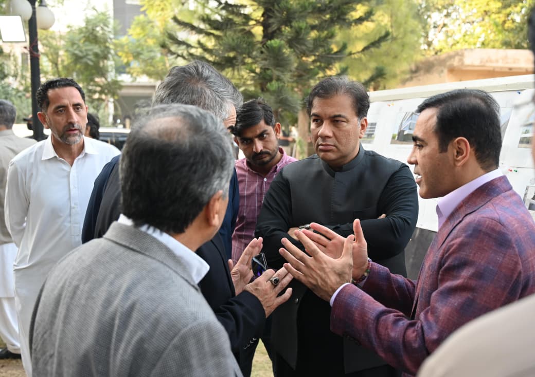 Chairman CDA, Azerbaijani Delegation Review Progress on Assan Khidmat Markaz in Islamabad