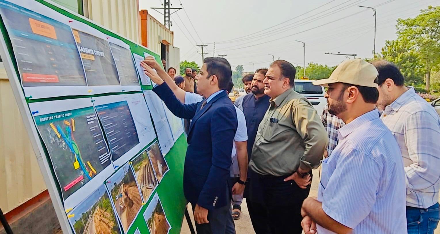 Chairman CDA Visits Kashmir Chowk to Review Latest Progress on Project and Traffic Management Measures